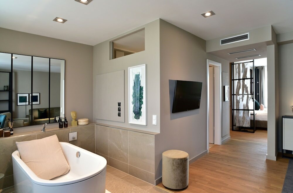 Фото Saxx Hotel Theater Karree