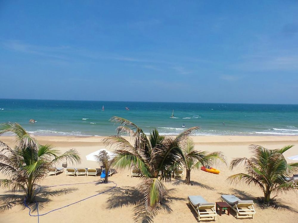 Фото Full Moon Village