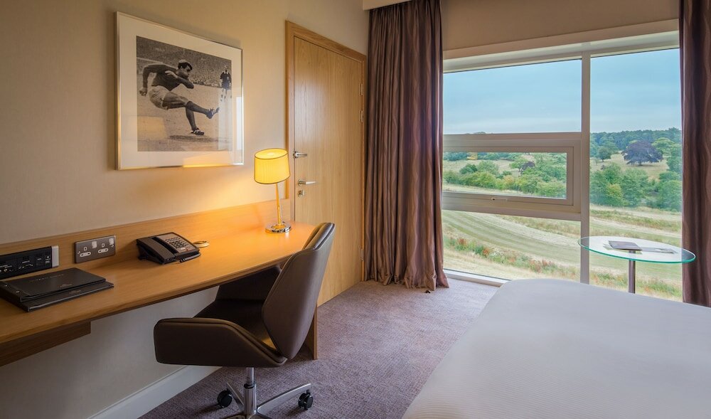 Фото Hilton at St George's Park, Burton Upon Trent