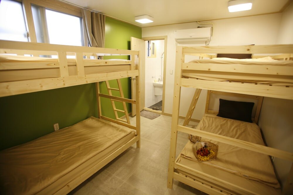 Фото Lee & No Guesthouse