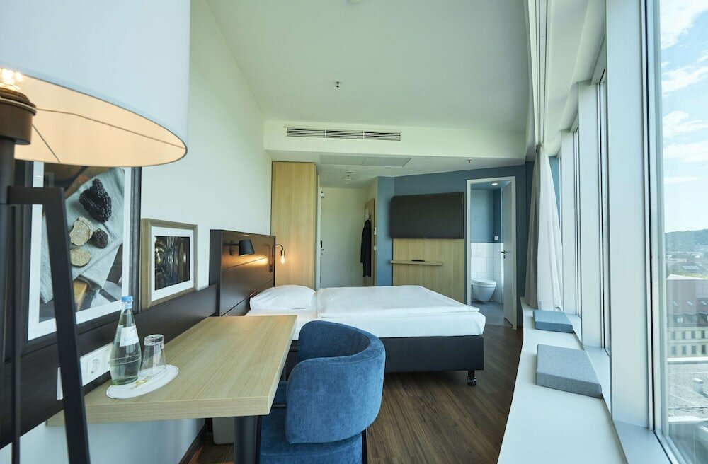 Фото Ghotel hotel & living Würzburg