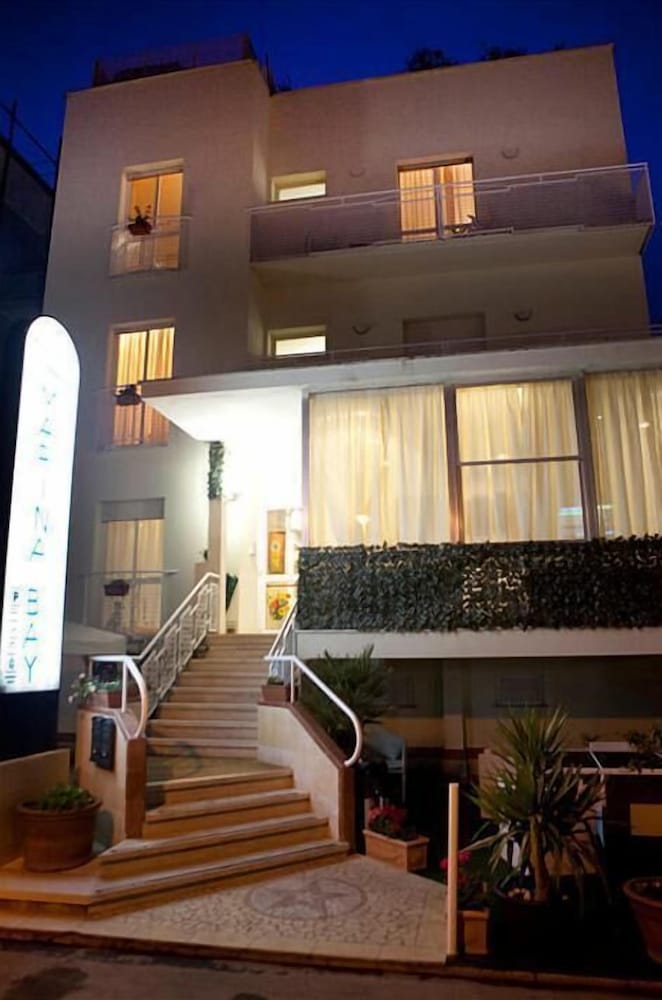 Фото Hotel Marina Bay