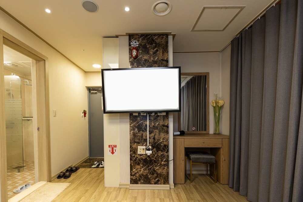 Фото The Hotel Yeong Jong