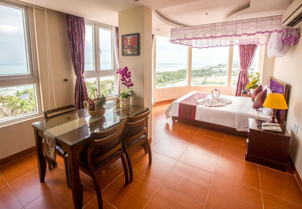 Фото Grand Mango Hotel