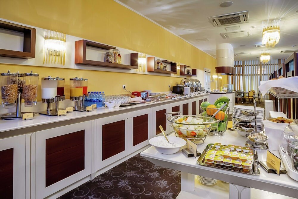 Фото Hilton Garden Inn