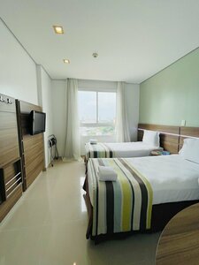 Гостиница Hotel Express Vieiralves