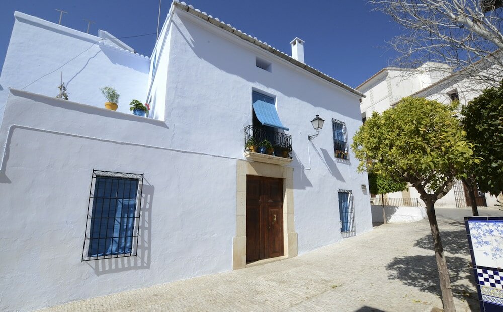 Фото Hostal La Fonda