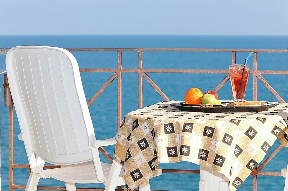 Фото Hotel Pelagos Studios