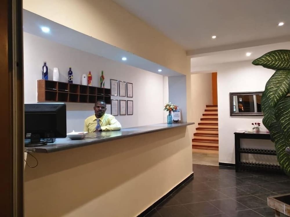 Фото отеля 1