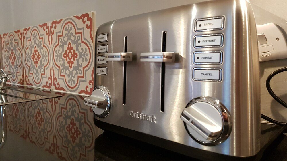 Фото Authentic Central 3-Bedroom Apartment