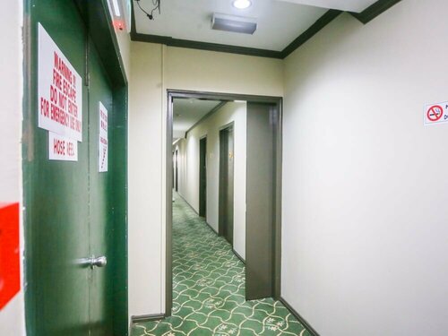 Гостиница Oyo 563 Jockey Lodge Hotel в Сандакане