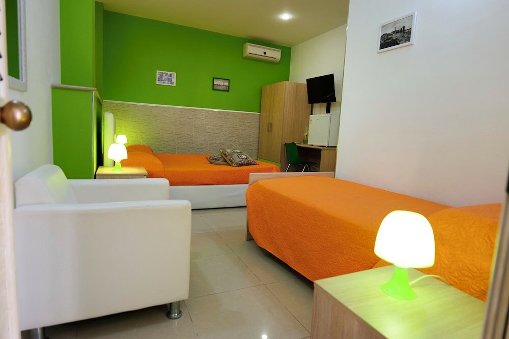 Фото отеля 3