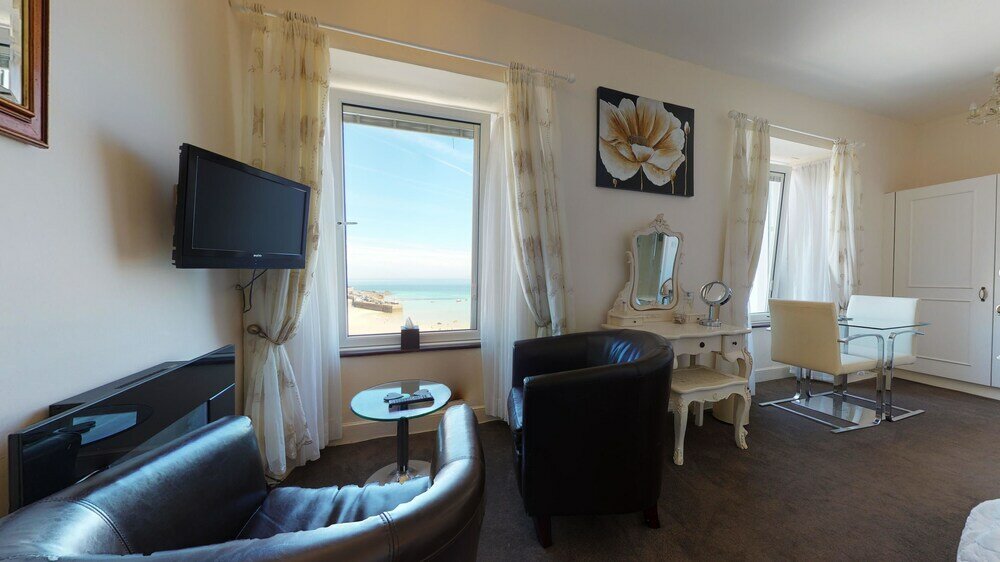 Фото The Golden Hind