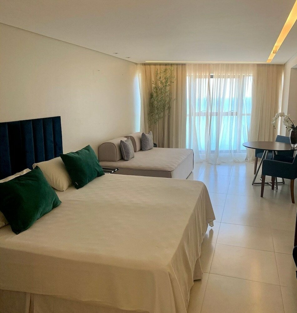 Фото Hy Beach Flats - International