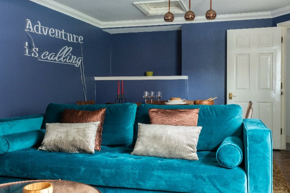 Фото The Historic Gem - Sleek & Central 3bdr Maisonette