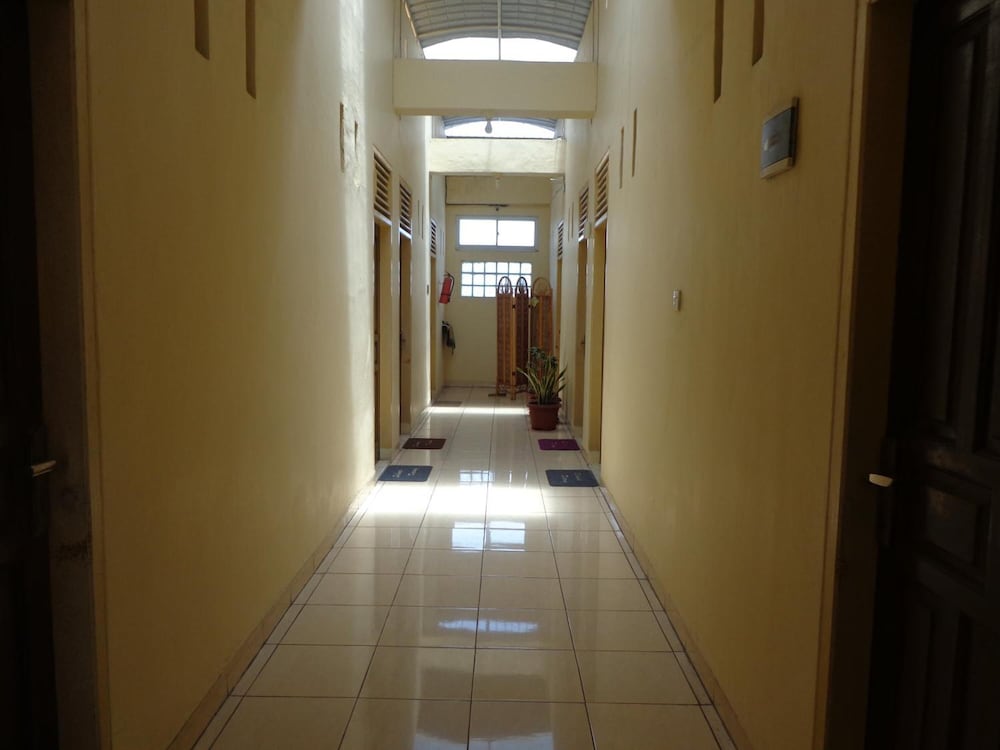 Фото Hotel Musafir Inn