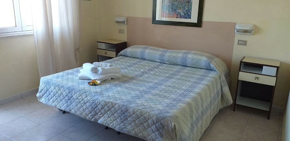 Фото Hotel Bonaria