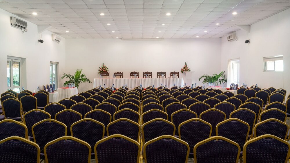 Фото Diamonds Leisure Beach & Golf Resort