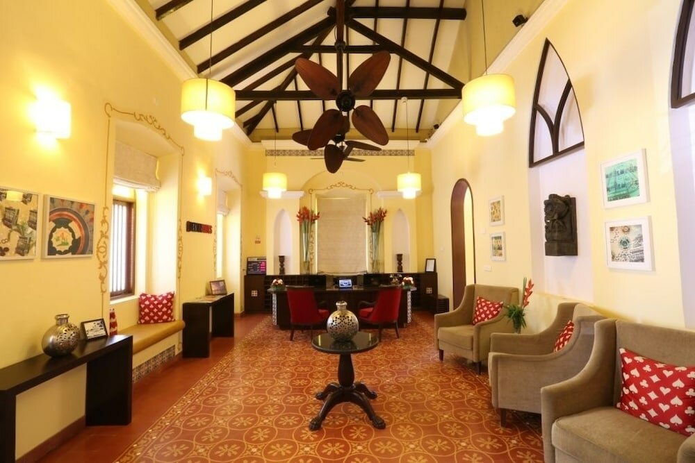 Фото Deltin Suites