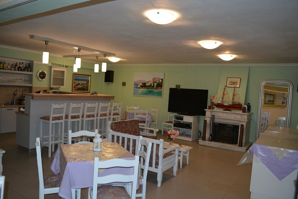 Фото Stella Hotel Apartments