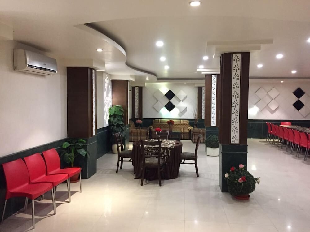 Фото Hotel Namaskar Residency