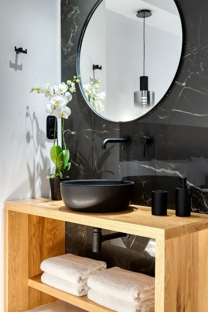 Фото Tagoo Black