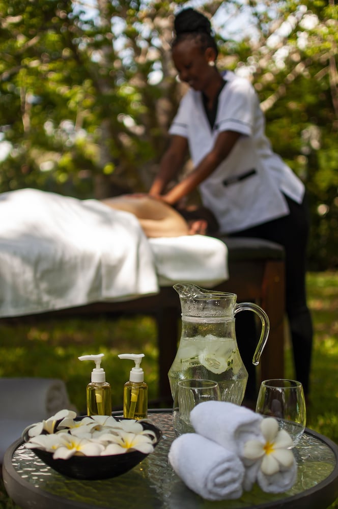 Фото Diamonds Leisure Beach & Golf Resort