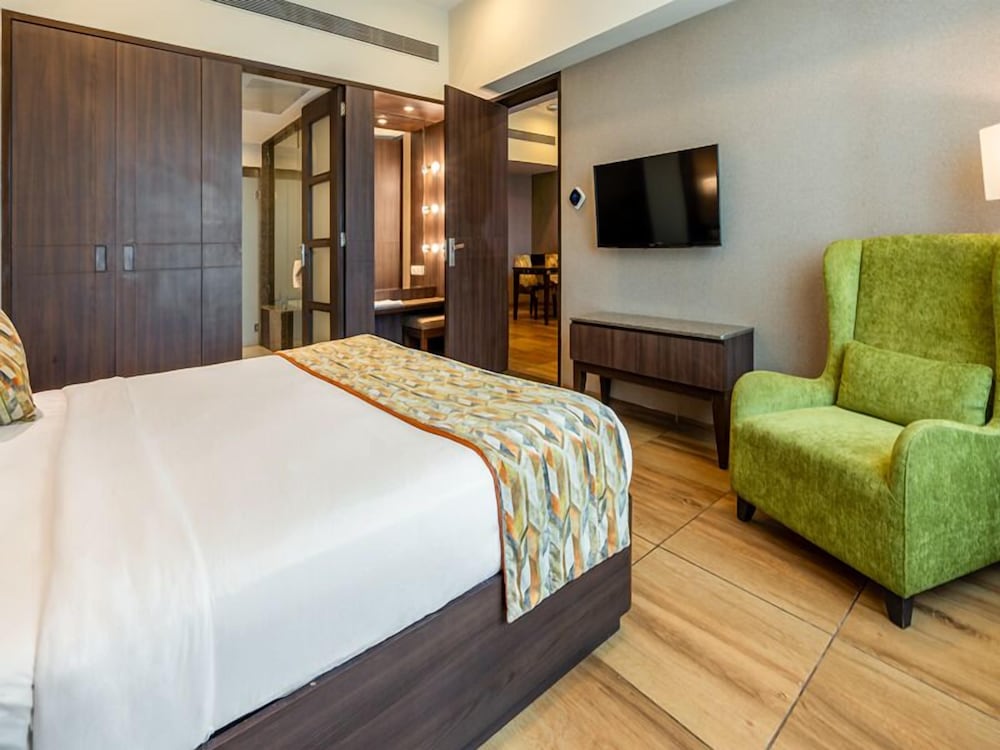 Фото Gcc Hotel and Club