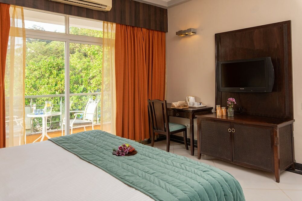 Фото Living Room by Seasons Hotels