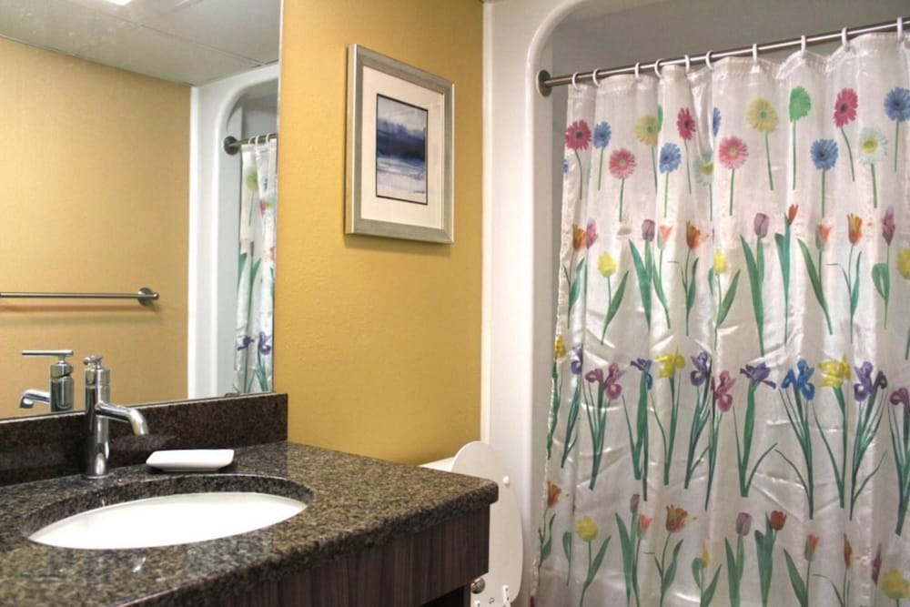 Фото Caravelle Resort by Palmetto Vacations