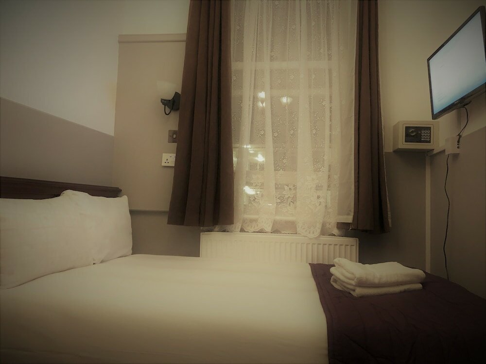 Фото Plaza London Hotel