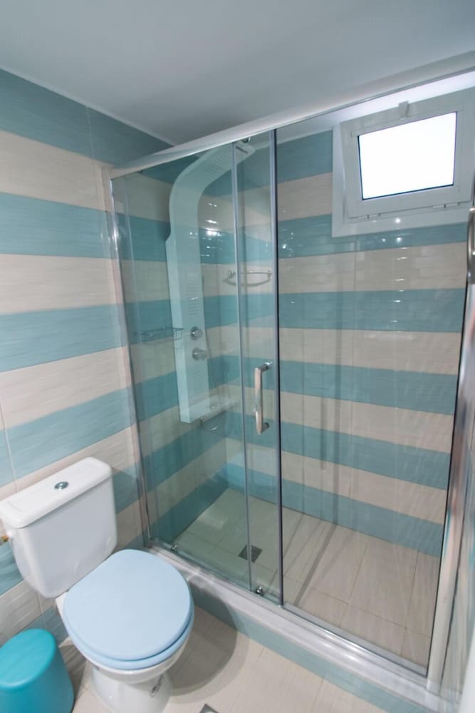 Фото Sunset Apartments near Athens Airport