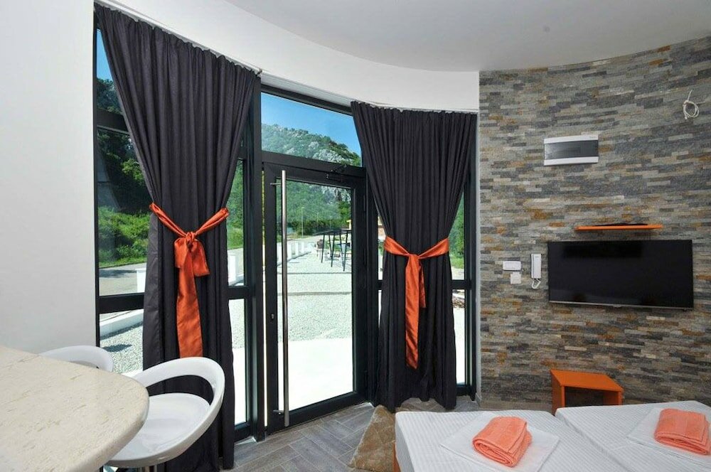 Фото Apartments Jadranski Biser