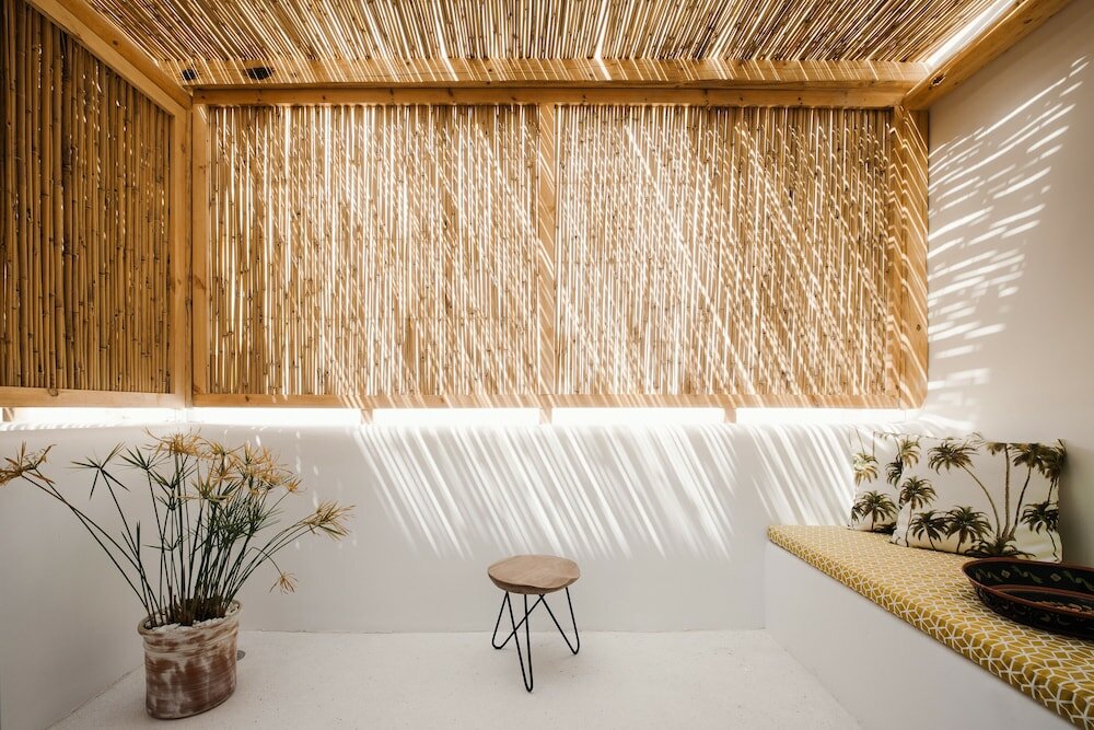 Фото Koukoumi Vegan Boutique Hotel