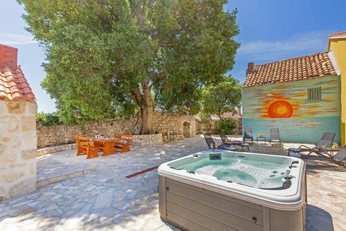Гостиница Holiday Home Ana's Paradise