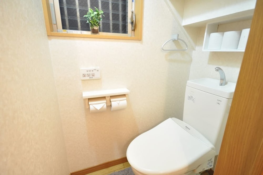 Фото Komagome Luxury House