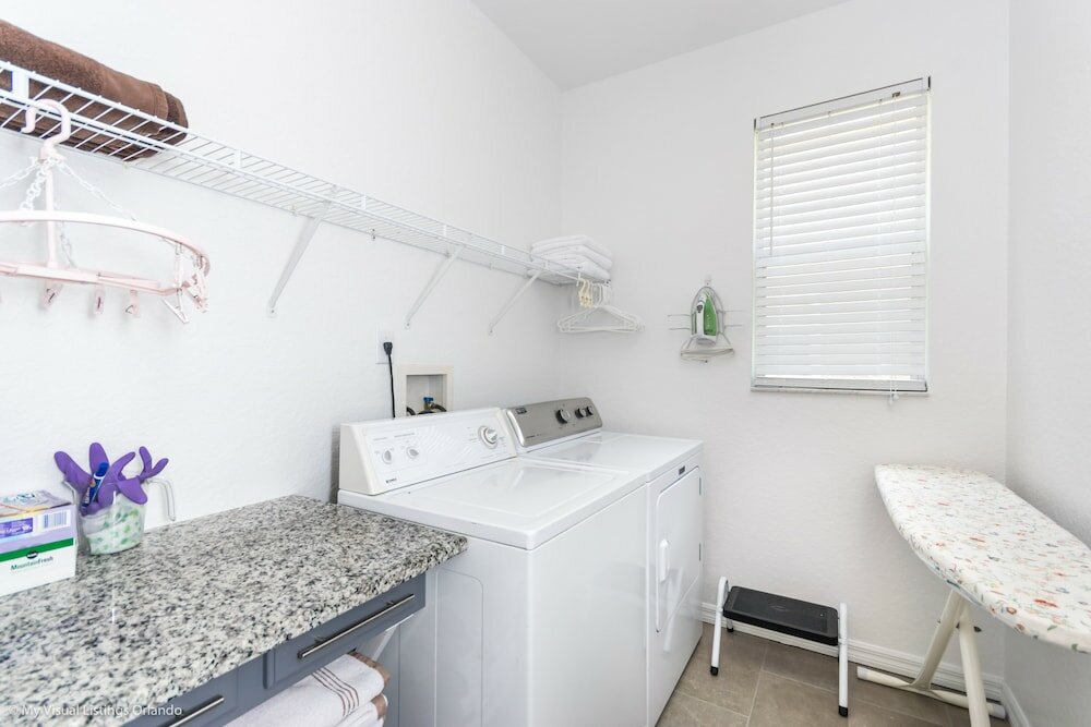 Фото Luxury 5 Bedroom 4 Bath Villa With Bespoke Interi