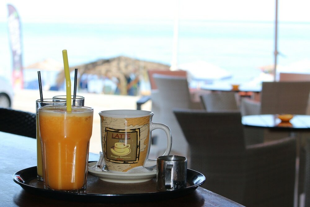 Фото Santa Barbara Lakis Apartments