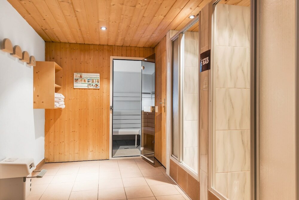 Фото Hotel Sylvia by Skinetworks