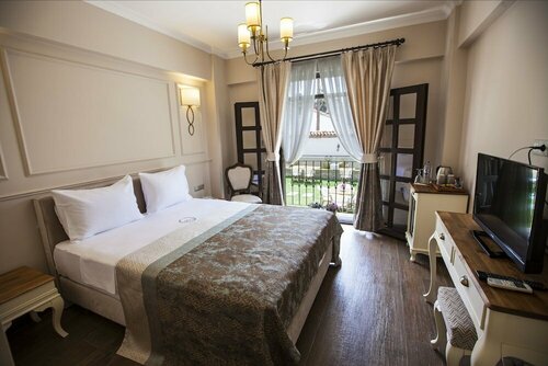 Гостиница Livia Garden Hotel в Сельчуке