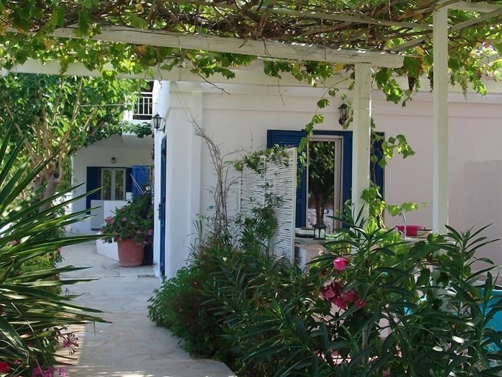 Фото Avlomonasbeach – Adults Only