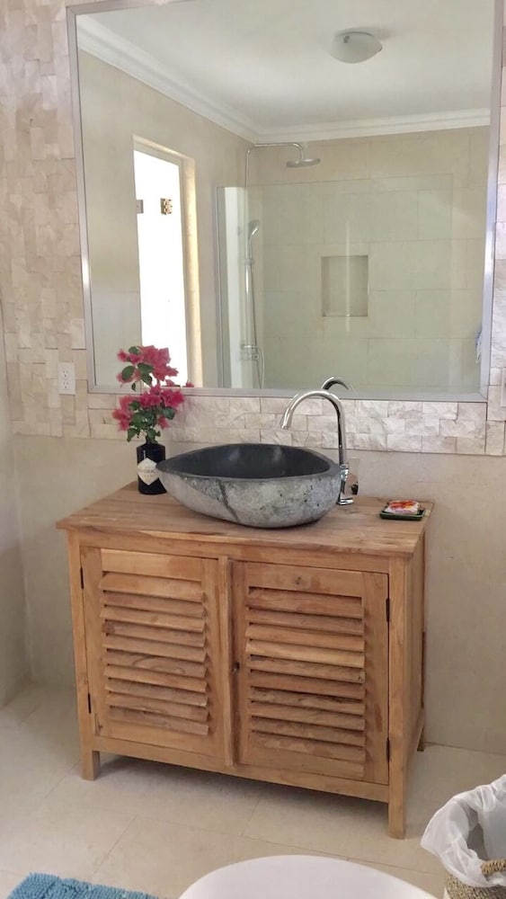 Фото Spectacular Beach Front View