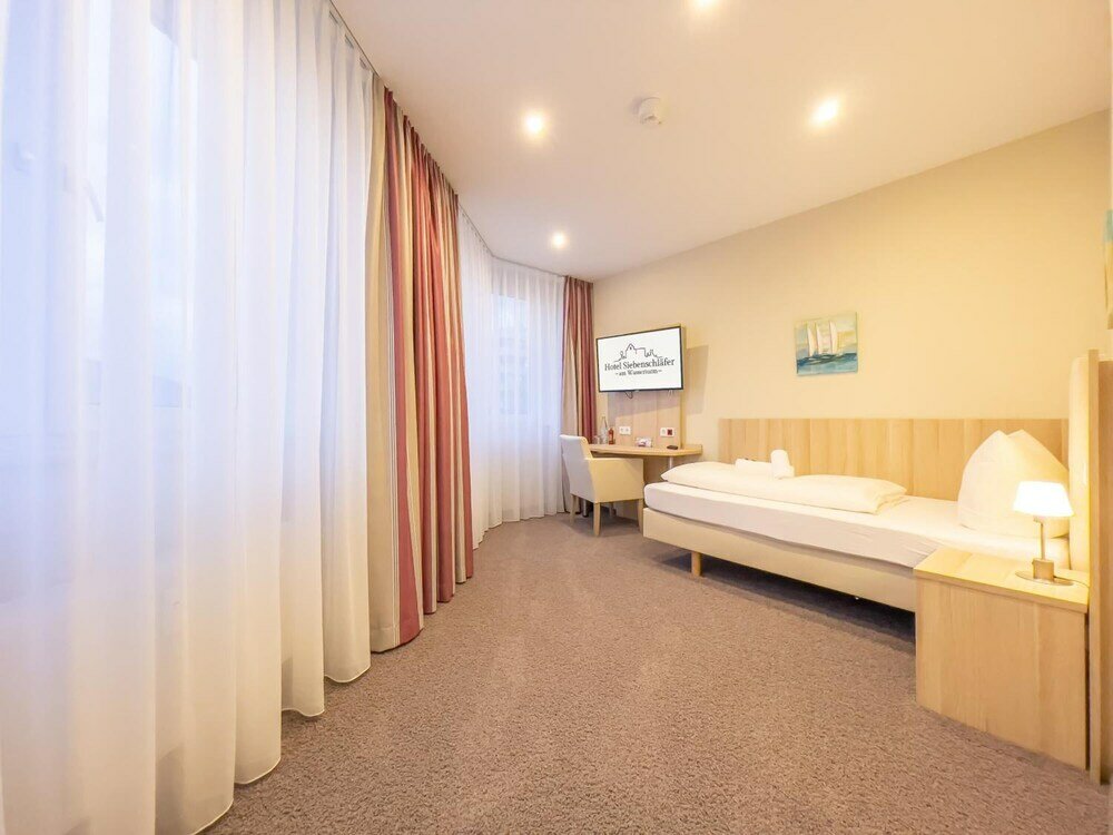 Фото Siebenschläfer am Wasserturm