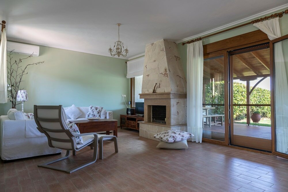 Фото Halu! Modern Villa w Pool & Tennis