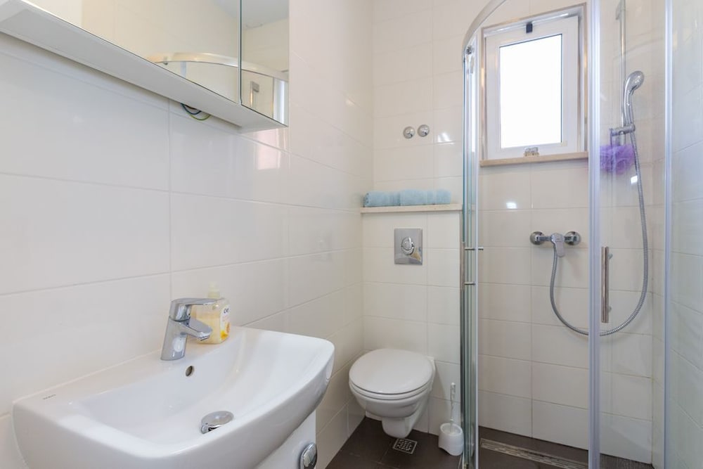 Фото Romantic apartment for 2 with pool