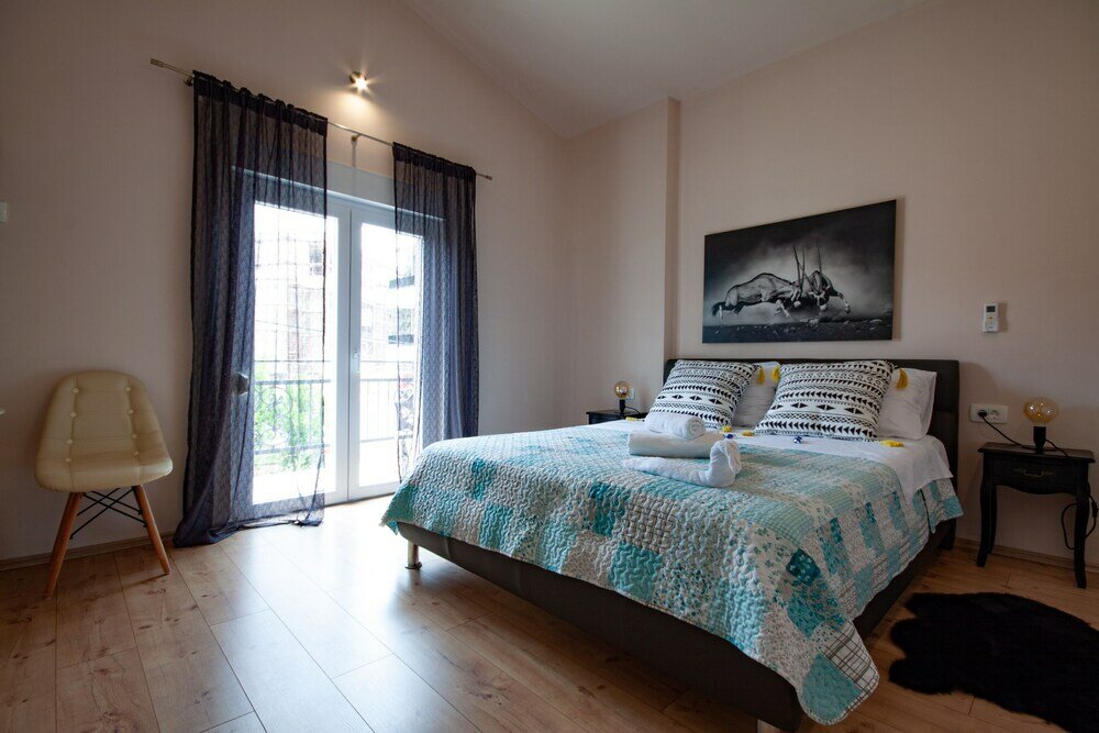 Фото Five bedroom villa Emily with pool