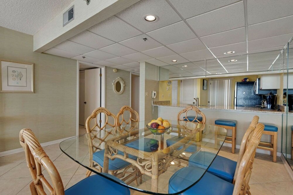 Фото Edgewater Beach Resort Tower 3- 811