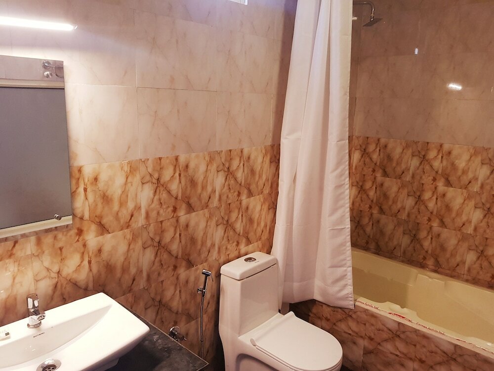 Фото Arabian Sands Beach Resort