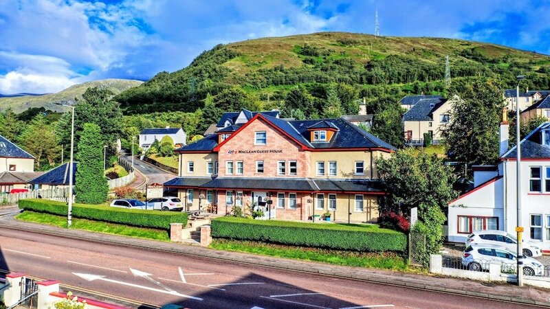 Гостиница Maclean Guest House
