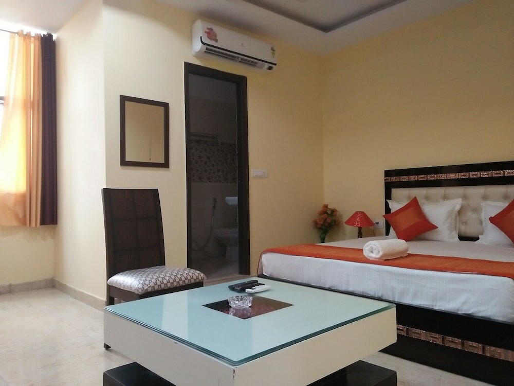 Фото Отель Ashoka Palace